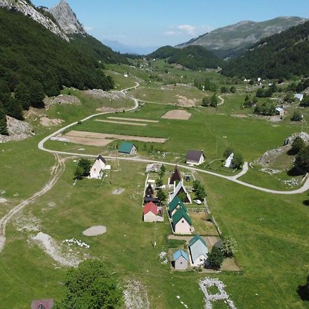 Katun Mokra Accommodation & Horseback Riding ポドゴリツァ エクステリア 写真