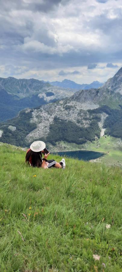 Katun Mokra Accommodation & Horseback Riding ポドゴリツァ エクステリア 写真